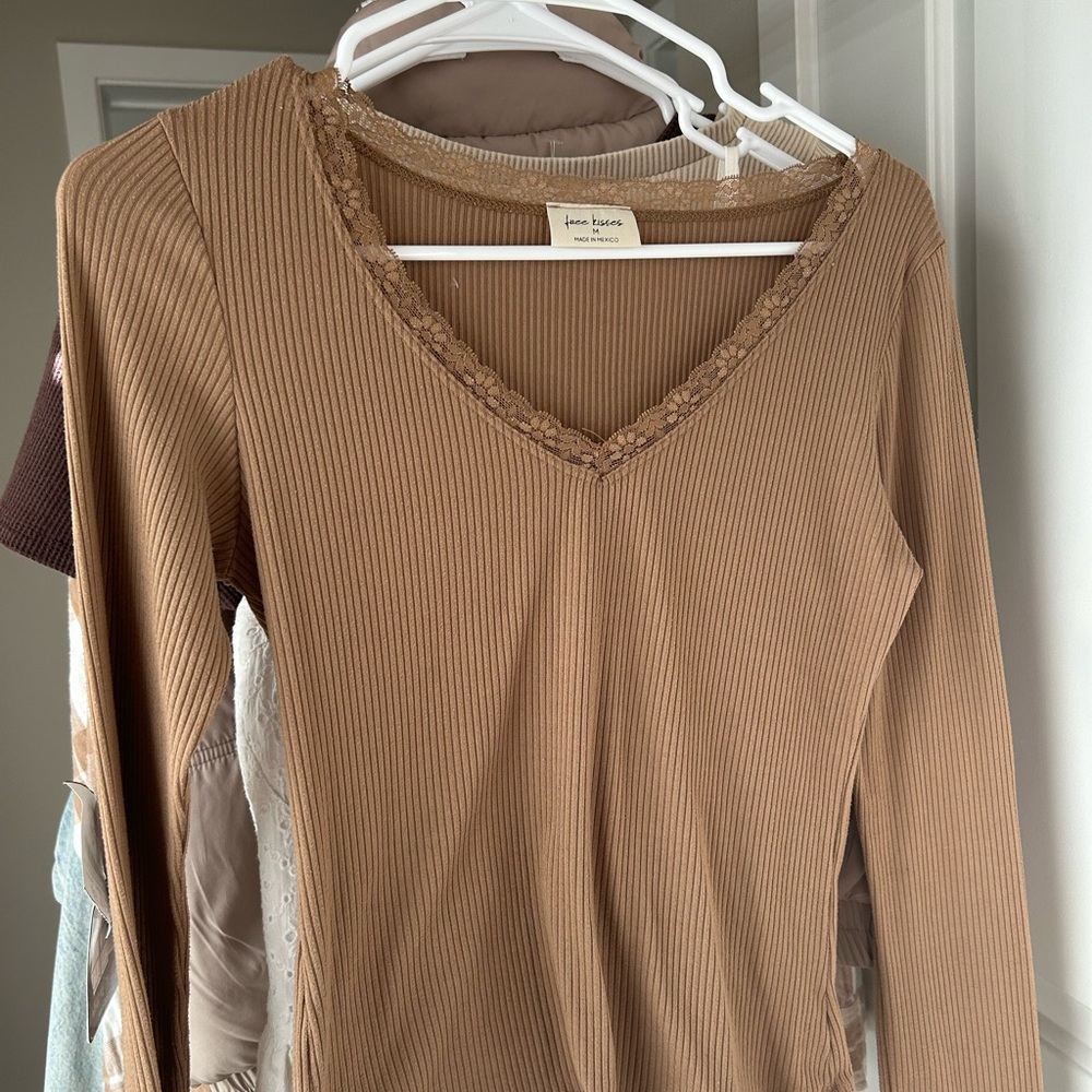 Women's Tan Ribbed Top
